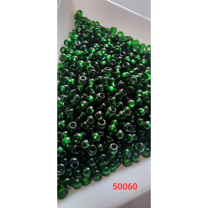 Чеський бісер Preciosa 10/0, 50060 зелений, 50 г — бісер для рукоділля, прикрас і вишивки Чеський бісер Preciosa 10/0, 50060 зелений, 50 г — бісер для рукоділля, прикрас і вишивки