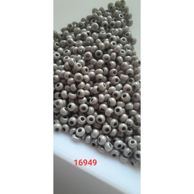 Чеський бісер Preciosa 10/0, 16949 сірий,, 50 г — бісер для рукоділля, прикрас і вишивки Чеський бісер Preciosa 10/0, 16949 сірий,, 50 г — бісер для рукоділля, прикрас і вишивки